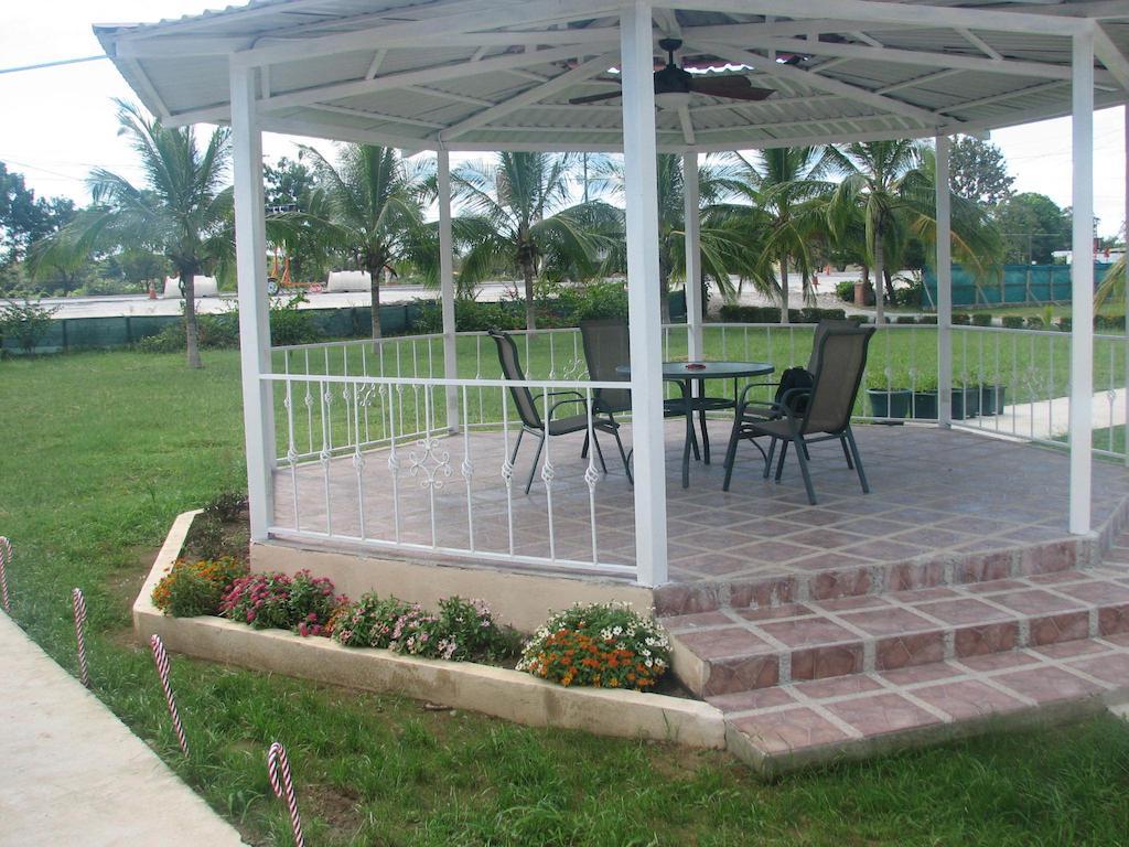 Hotel La Arena Liberia Exterior foto